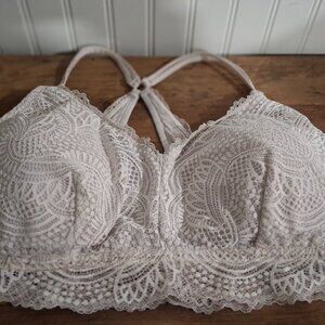 Maurices Medium Ivory Lace Bralette Pullover Crossback Padded